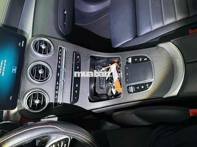 Mercedes-Benz GLC300 4Matic 2021 Đen 42000 miles