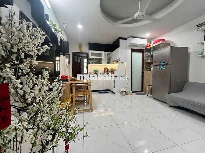 QUÁ RẺ ACE ƠI, CHƯA ĐẾN 3 TỶ CÓ NHÀ ĐỐNG ĐA , DT 58M - 2PN.