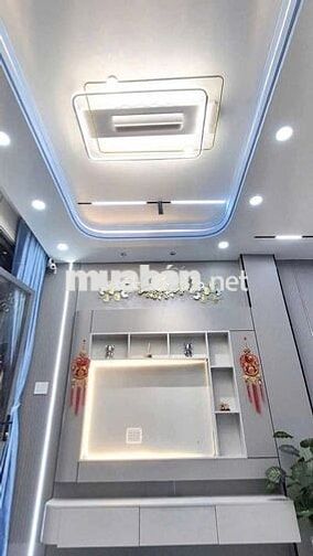 Nhà mới 4 Tầng, hẻm Xe Hơi , P10 Q8