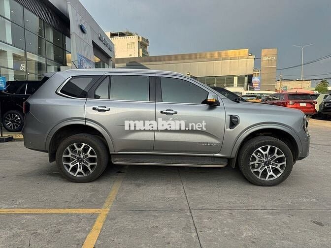 Chính Hãng Bán Everest Titanium 4x4 2023 - Xe Đẹp