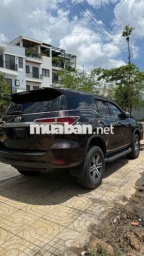 Toyota Fortuner 2018 2.4G 4x2 MT - 100000 km