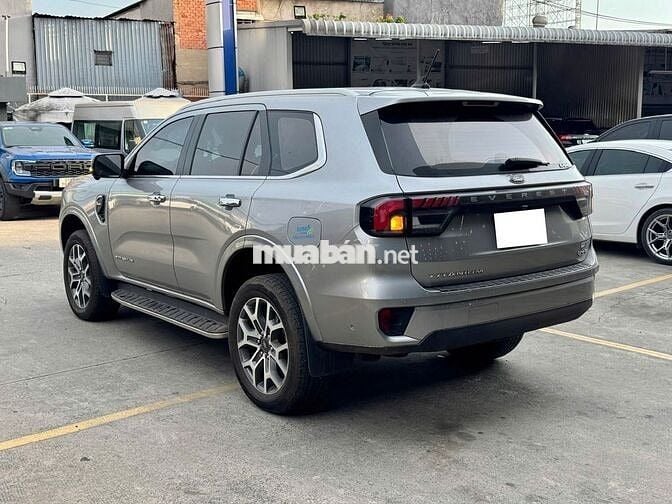 Chính Hãng Bán Everest Titanium 4x4 2023 - Xe Đẹp