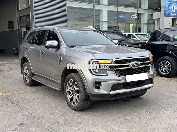 Chính Hãng Bán Everest Titanium 4x4 2023 - Xe Đẹp