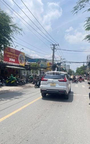Bán nhà MẶT TIỀN CÓ THANG MÁY NGANG 6m Nguyễn Văn Khối, 5lầu, gúa rẻ