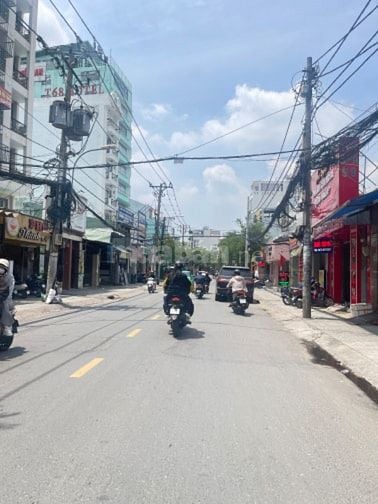 Bán nhà MẶT TIỀN CÓ THANG MÁY NGANG 6m Nguyễn Văn Khối, 5lầu, gúa rẻ