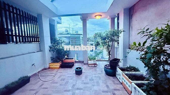 Nhà 4 Tầng BTCT Gần Sân Bay TSN – 4PN Khép Kín, Hẻm Ô Tô, Vào Ở Ngay