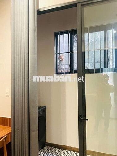 TÒA CĂN HỘ 6 TẦNG 11 CĂN CHO THUÊ