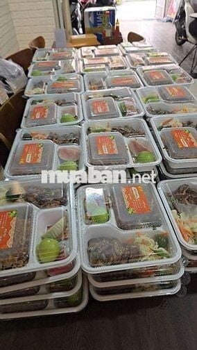 [***] 3 BẾP, NHÂN VIÊN DECOR BÌNH THẠNH