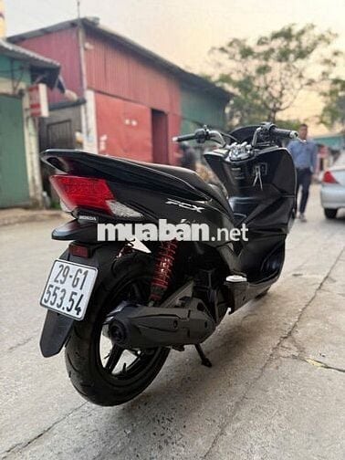 Cần bán PCX Đen 2016, đèn led, chính chủ, zin 100%
