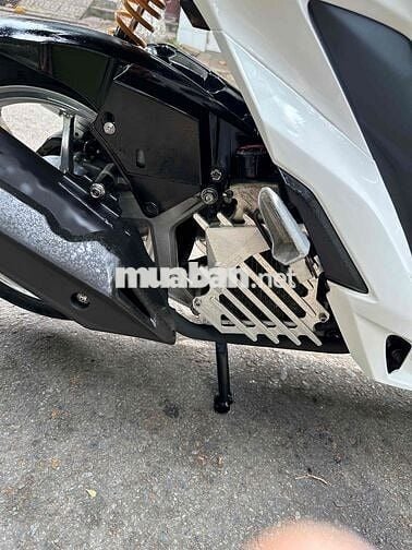 Honda Vario 150 Trắng Zin 65-B2 392.75