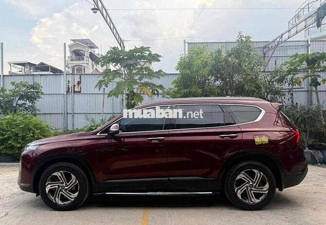 Hyundai Santafe 2.2D Tự động 2023 82000km