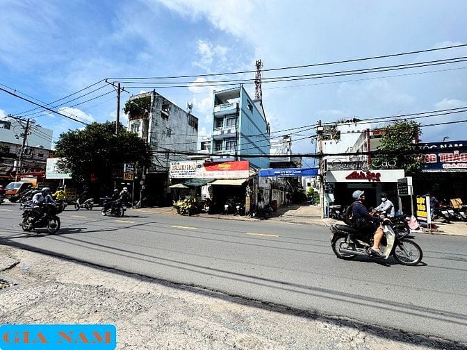 BÁN NHÀ GÓC 2 MẶT TIỀN KINH DOANH : 174 BÌNH LONG - P. PHÚ THẠNH - HCM