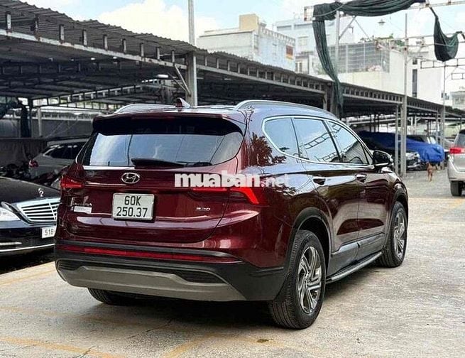Hyundai Santafe 2.2D Tự động 2023 82000km