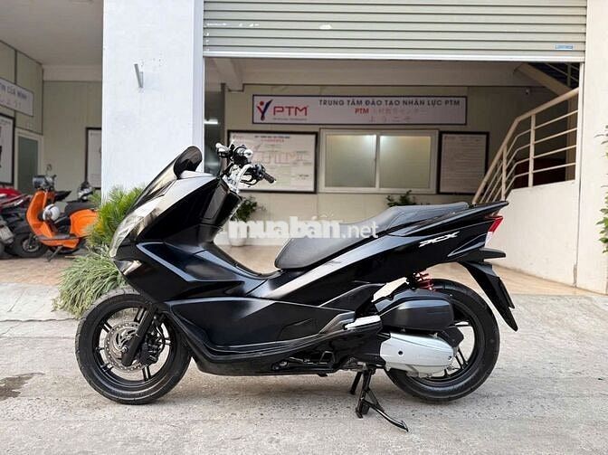 Cần bán PCX Đen 2016, đèn led, chính chủ, zin 100%