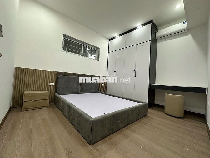 Bán chung cư MIPEC 2 ngủ - 82m2- ô tô - 9,3 tỷ