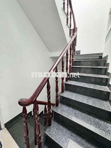 Chỉ: 7 Tỷ 750 - VIP BỜ KÈ TRƯỜNG SA – SAU LƯNG MẶT TIỀN – 41M² – 4 TẦN