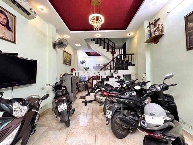 Chỉ: 7 Tỷ 750 - VIP BỜ KÈ TRƯỜNG SA – SAU LƯNG MẶT TIỀN – 41M² – 4 TẦN