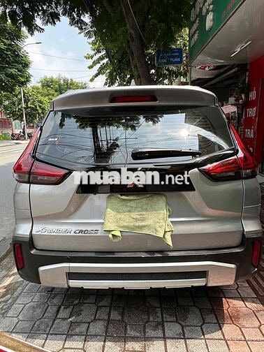 Mitsubishi Xpander Cross 2022 Bạc