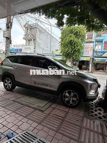 Mitsubishi Xpander Cross 2022 Bạc