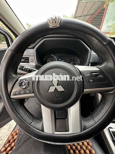 Mitsubishi Xpander Cross 2022 Bạc