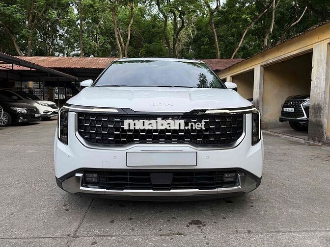KIA Carnival Premium 2026 8 chỗ Trắng 7800 km