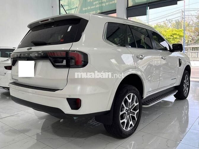 🔹 Ford Everest Titanium 2.0L 4x2 2024 Trắng, 1 Chủ