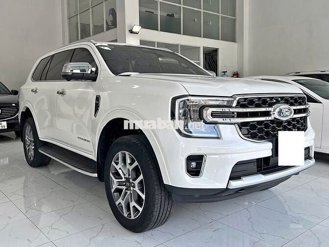 🔹 Ford Everest Titanium 2.0L 4x2 2024 Trắng, 1 Chủ