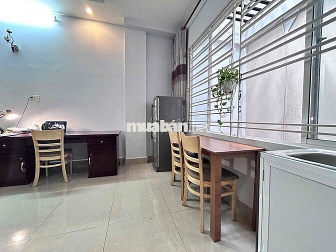 CHO THUÊ CĂN 1 PHÒNG NGỦ CỬA SỔ TRỜI FULL NT THOÁNG NGAY LUỸ BÁN BÍCH