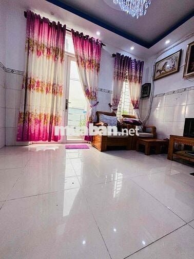 Nhà đẹp 2 tầng hẻm xe hơi Nguyễn cửu Phú Bình Chánh DT 4x18m 5,1 tỷ