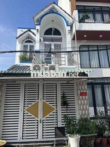 Nhà đẹp 2 tầng hẻm xe hơi Nguyễn cửu Phú Bình Chánh DT 4x18m 5,1 tỷ