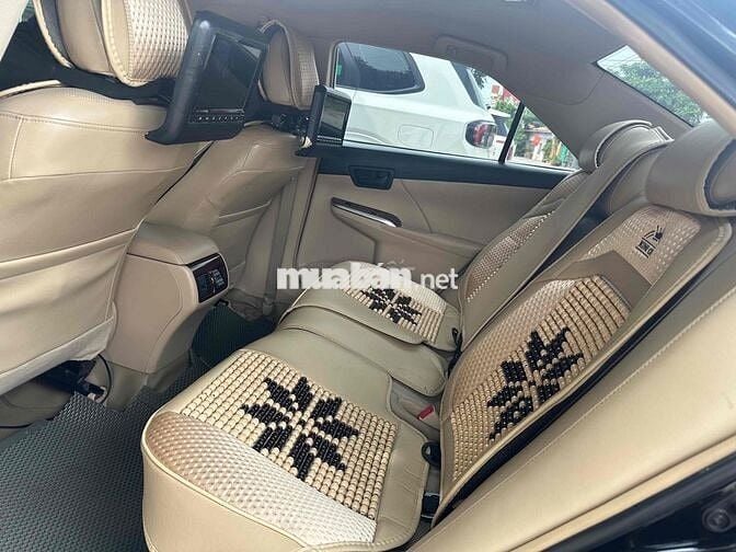 Toyota Camry 2.0E Xăng Đen