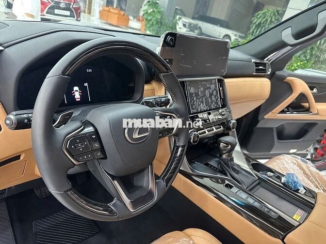 Lexus LX600 Urban 2026 Xám 7 chỗ Mới 100%