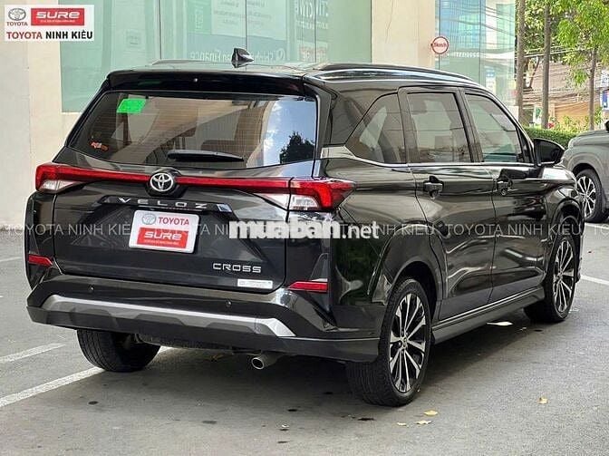 Toyota Veloz Cross TOP 2023 Đen 155.000 km