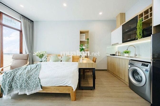 Studio Tây Hồ chỉ 6x nhà đẹp, full nội thất, sát Hồ Tây, ô tô đỗ cửa