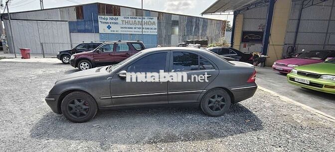 Mercedes-Benz C180 Đen Số tự động