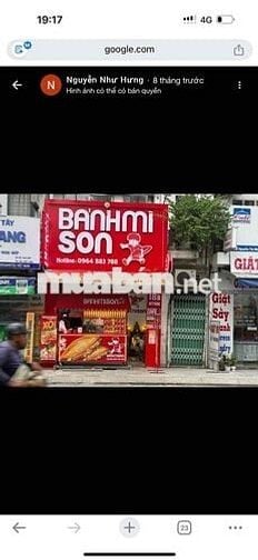 Tuyển nhân viên bán bánh mì