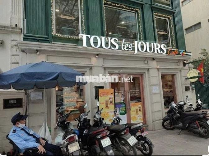 TUYỂN BẢO VỆ TIỆM BÁNH ỞQ1-Q3 TP.HCM CA NGÀY, ĐÊM