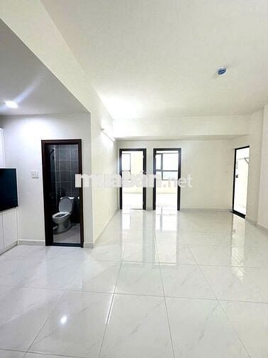 Chính chủ bán CH Green River Dt60m2/2PN 2WC giá 2ty650 quận 8 view mát