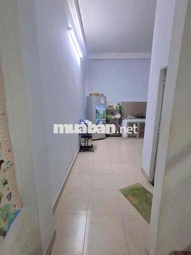 Nhà đẹp như tranh, BTCT 1 Lầu, 38m2, sổ hoàn công, giá tốt - còn thươn
