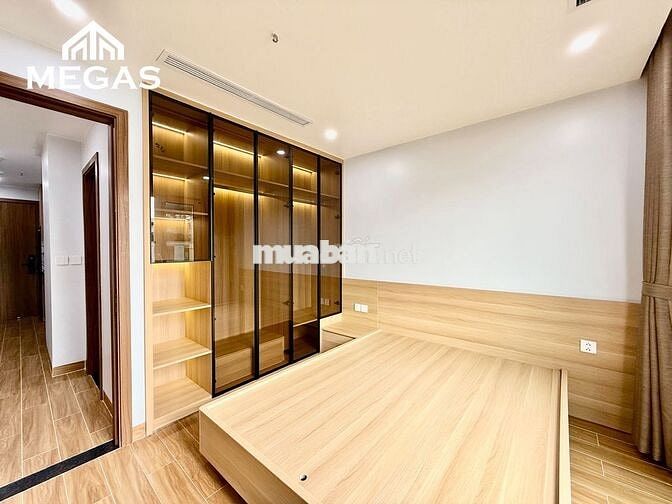 LUXURY 1 ngủ tại Hồ Tây, nội thất sang trọng, ô tô đỗ cửa cực rộng 