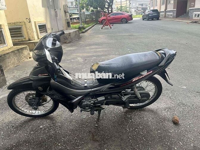 Yamaha Jupiter Gravita Thể thao màu Đen