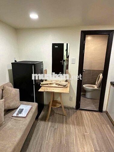 DUPLEX CỬA SỔ TRỜI NGAY DH NGUYỄN TẤT THÀNH