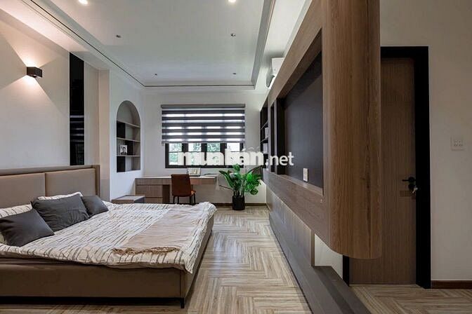 161.	BÁN NHÀ 3 TẦNG ĐẸP MẶT TIỀN ĐƯỜNG D15 KHU HỒNG LOAN 6A