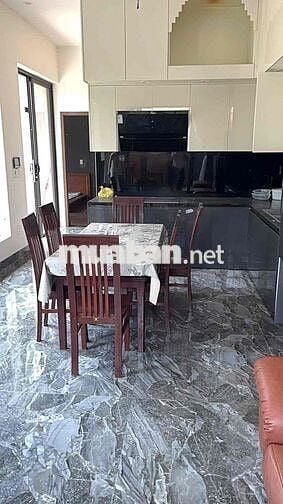 Bán villas Ngũ hành sơn gần công an Quận gần biển