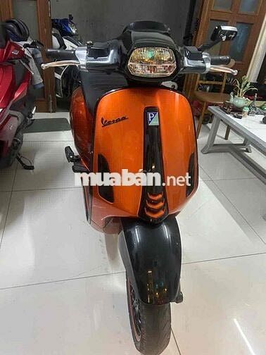 cần bán Vespa Sprint 150 đk 1-2021