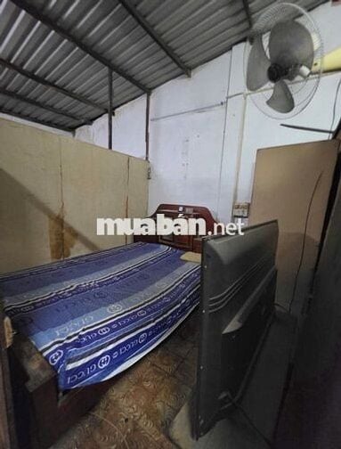 GIÁ 4 TỶ  l350  BÁN NHÀ ĐÚC HẺM XE HƠI HÀN HẢI NGUYÊN QUẬN 11