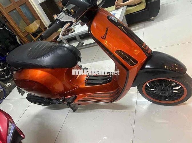 cần bán Vespa Sprint 150 đk 1-2021