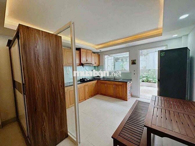 Căn hộ 1PN sân vườn 50m2 ngay Phan Xích Long