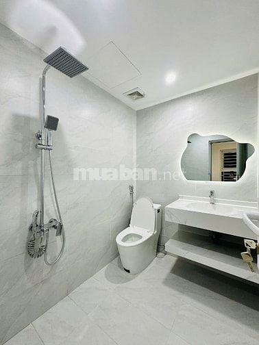 Cho thuê căn hộ chung cư Đại Kim Building, DT 65m2, 3 phòng ngủ, 2WC
