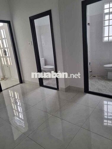 Cho thuê nhà Mới, Mặt tiền đường Nguyễn Thượng Hiền - nhà trệt 3 lầu